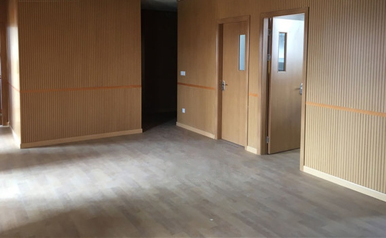 湖北黃石學(xué)校舞蹈室槽木吸音板聲學(xué)工程-2